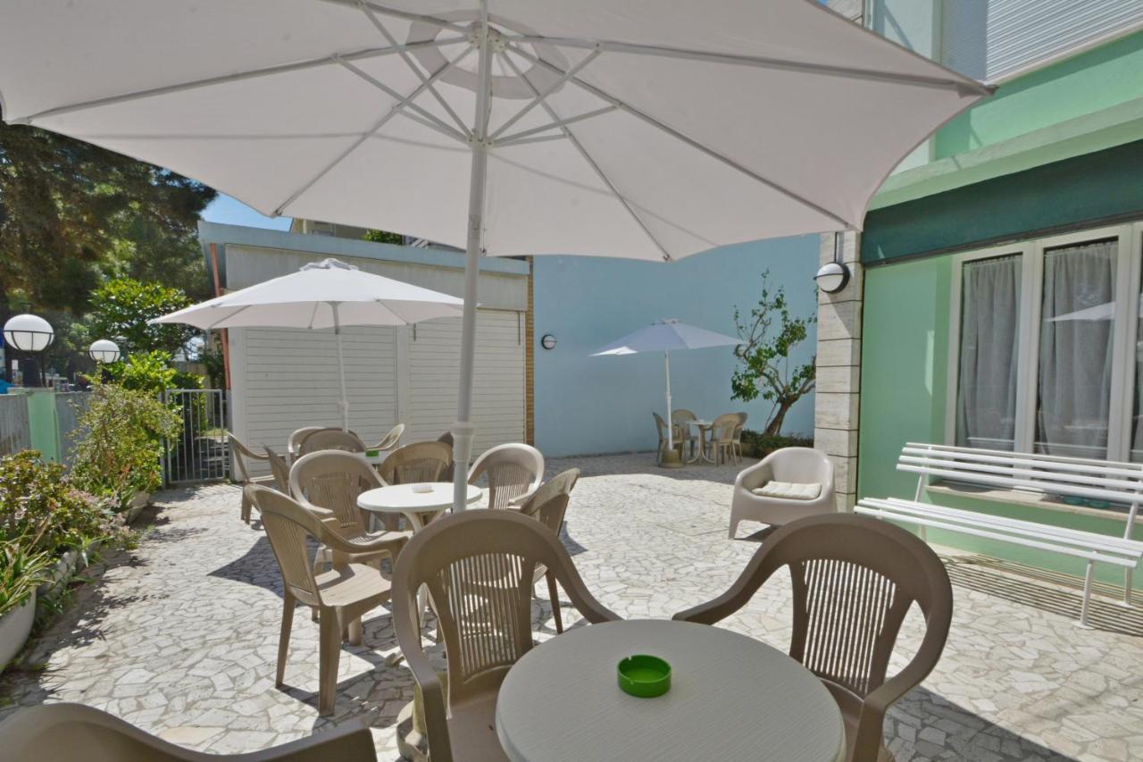 Hotel Maddalena Marina di Ravenna Dış mekan fotoğraf