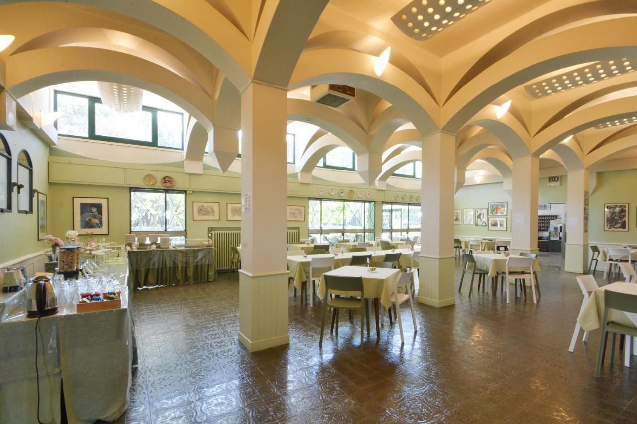 Hotel Maddalena Marina di Ravenna Dış mekan fotoğraf