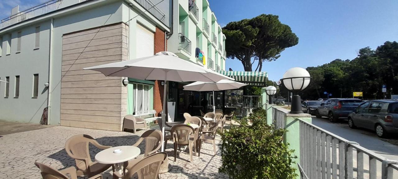 Hotel Maddalena Marina di Ravenna Dış mekan fotoğraf