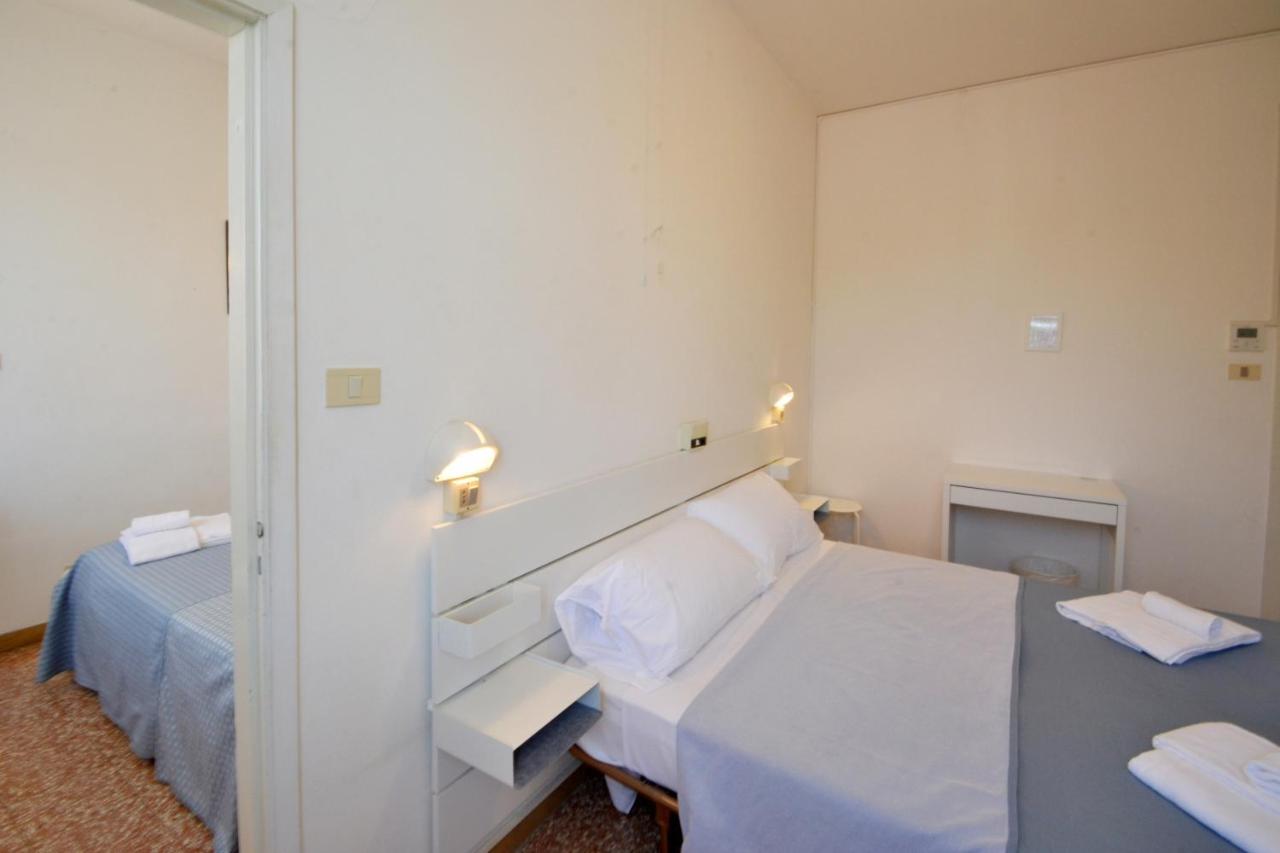 Hotel Maddalena Marina di Ravenna Dış mekan fotoğraf